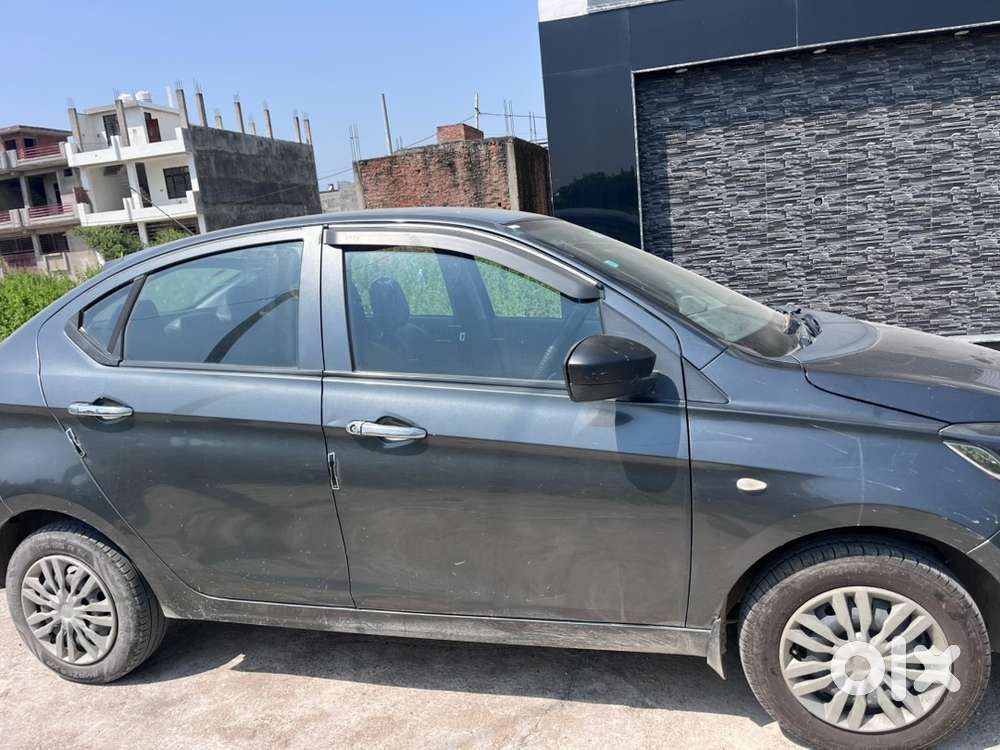 Dr Ki Car Hai Ekdam New Jaisi Feeling Aayegi