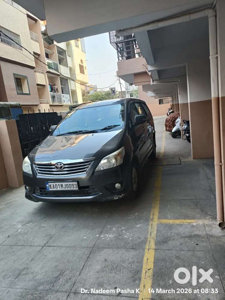 Innova V , 2012, Complete Showroom Maintained