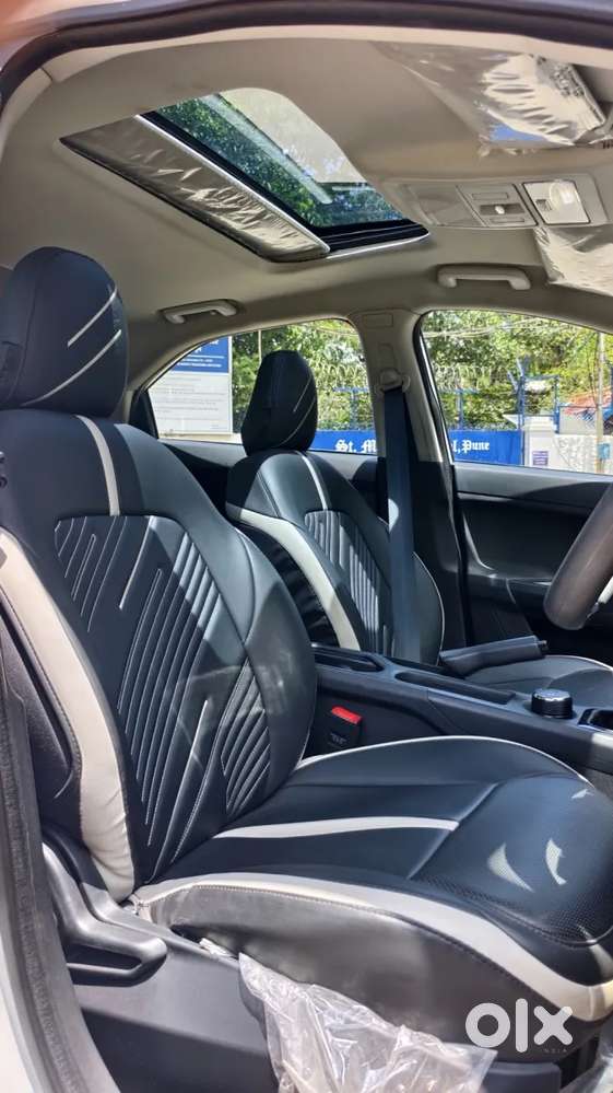 Tata Nexon Smart Plus S 1.2 Revotron Petrol 5 Mt, 2025, Petrol