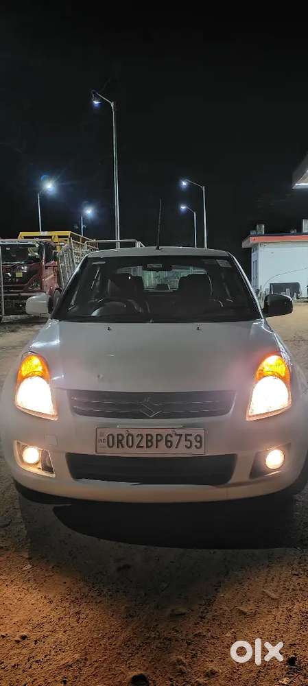 Maruti Suzuki Swift Dzire 2011 Diesel 950000 Km Driven