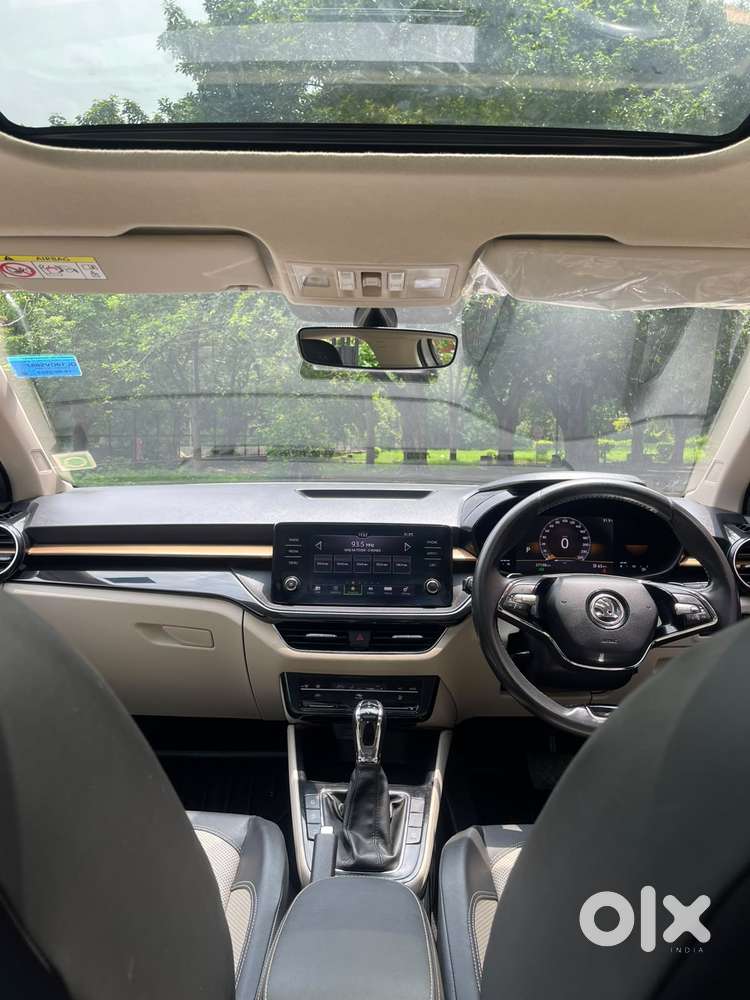 Skoda Slavia 1.5 Tsi Style Dsg, 2023, Petrol