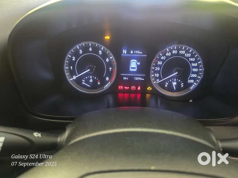 Hyundai Venue 2023 Petrol 16000 Km Driven