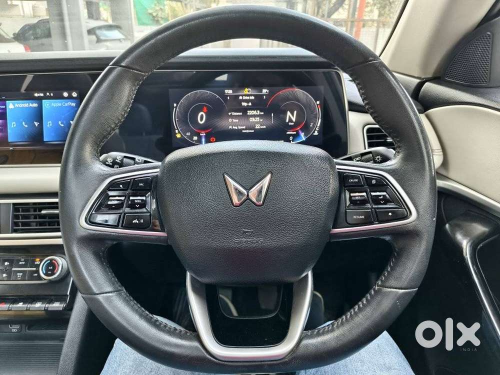 Mahindra Xuv700 2.2 Ax 7 Diesel Mt Str, 2022