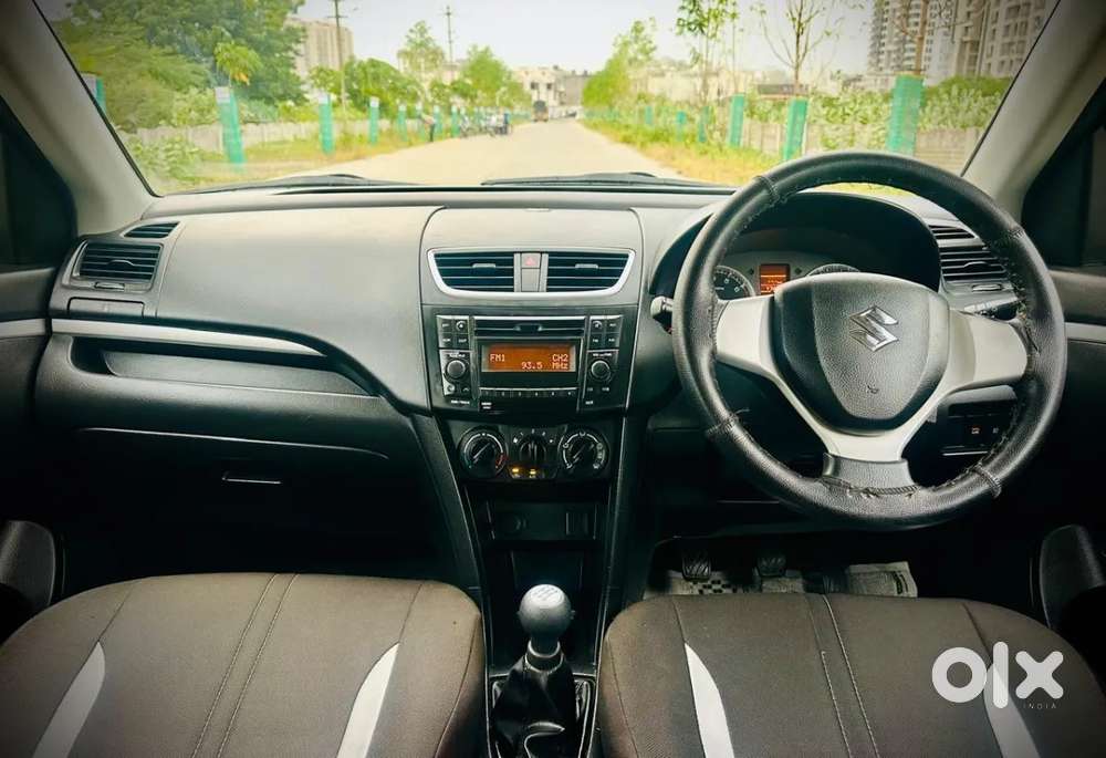 Maruti Suzuki Swift Vxi, 2015, Petrol
