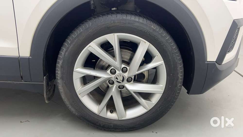 Skoda Kushaq Style 1.0l Tsi Mt, 2023, Petrol