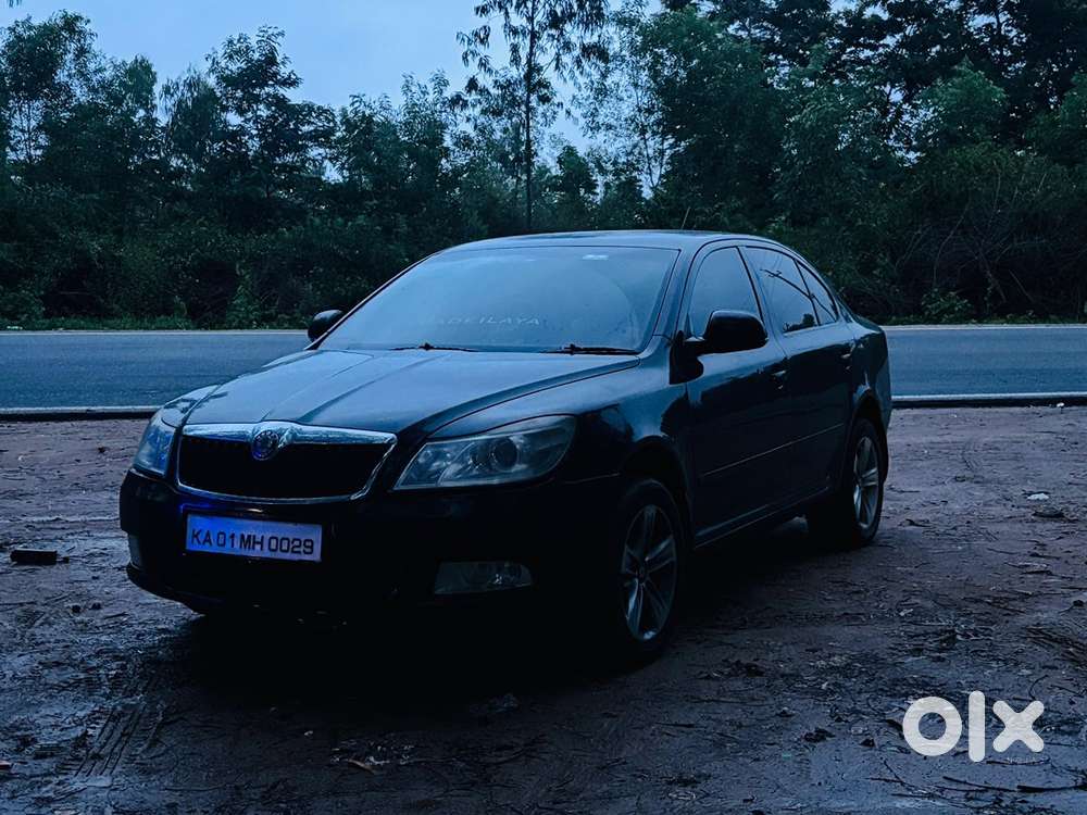 Skoda Laura Diesel 2011 Car