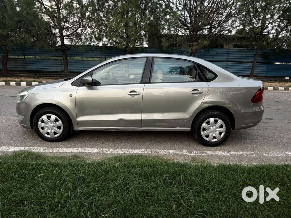 Skoda Rapid, 2012, Petrol