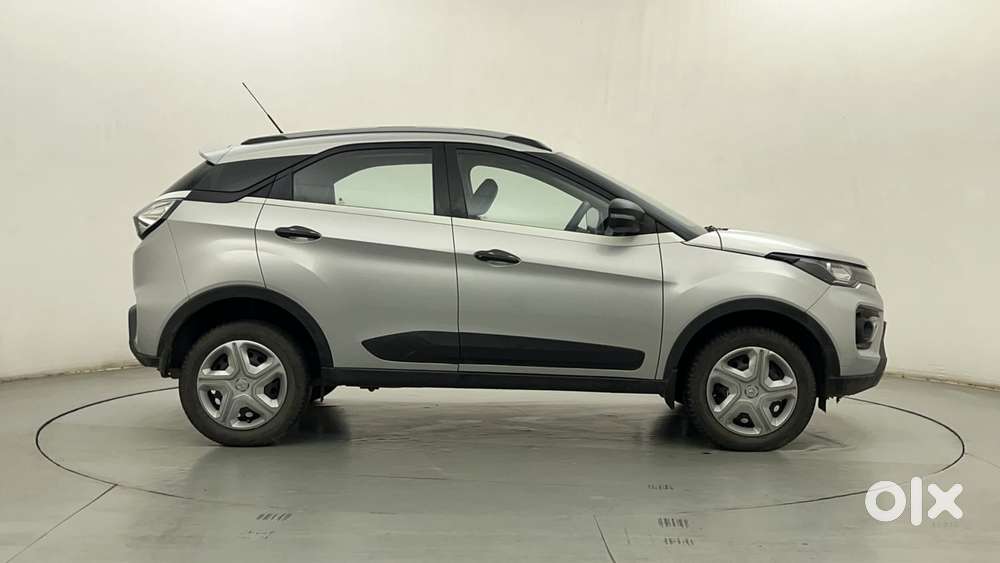 Tata Nexon 1.2 Revotron Xma Amt (s), 2021, Petrol