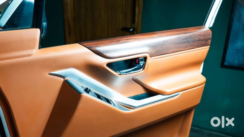 Toyota Innova Hycross 2.0 Gx 7 Str, 2025, Petrol