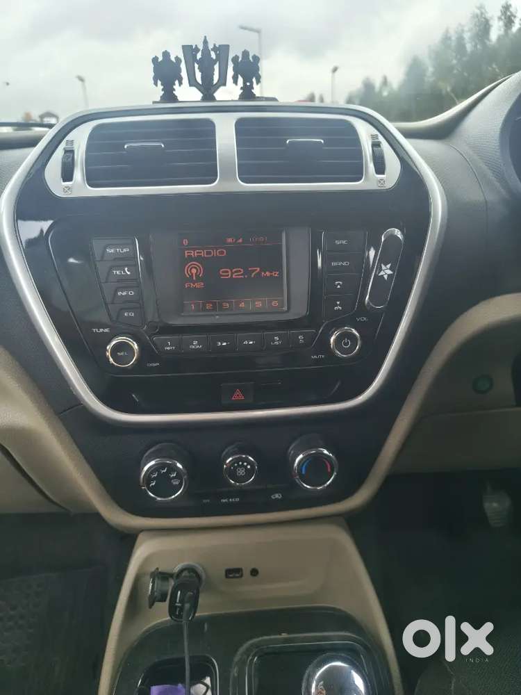 Mahindra Tuv 300 2017 Diesel