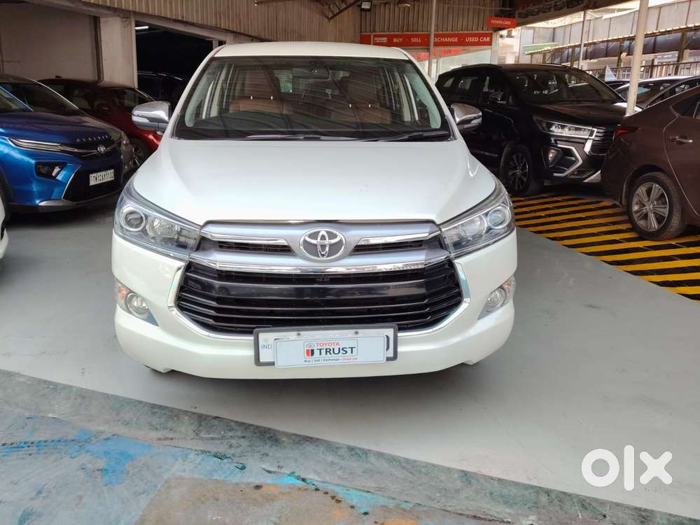 Toyota Innova Crysta 2.8z Automatic, 2016, Diesel