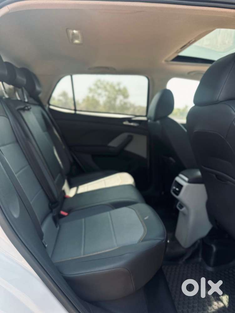 Well-maintained Skoda Kushaq Style 1.0 Tsi At (urgent Sale)