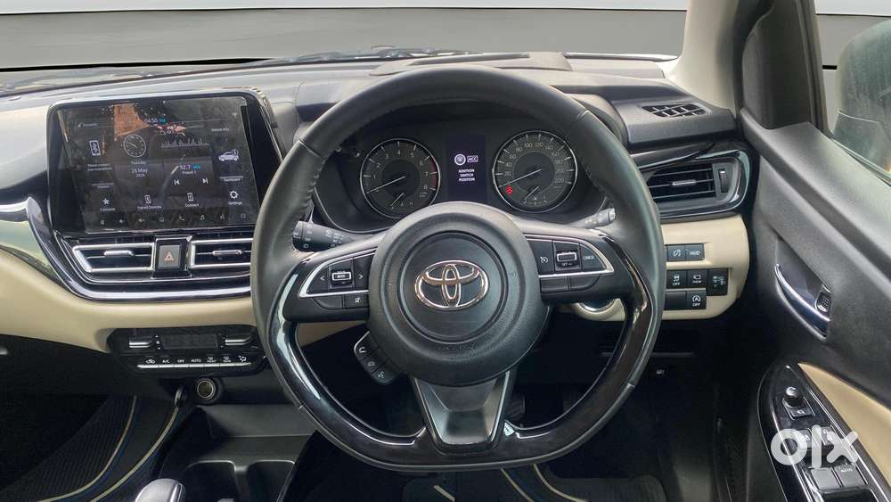 Toyota Glanza 1.2 V Amt, 2024, Petrol