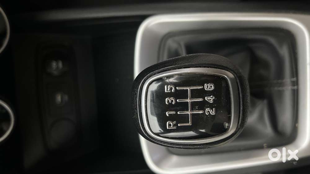 Hyundai Venue 1.0 S Turbo Imt, 2021, Petrol