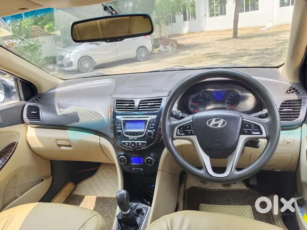 Hyundai Verna 1.6 Sx 2012