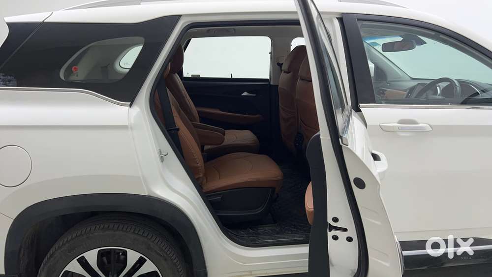 Mg Hector Plus 1.5 Sharp Turbo Cvt 6 Str, 2021, Petrol