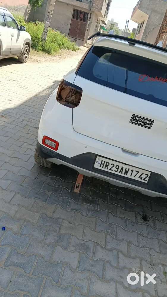 Hyundai Venue Knight Edition 2020 Drive