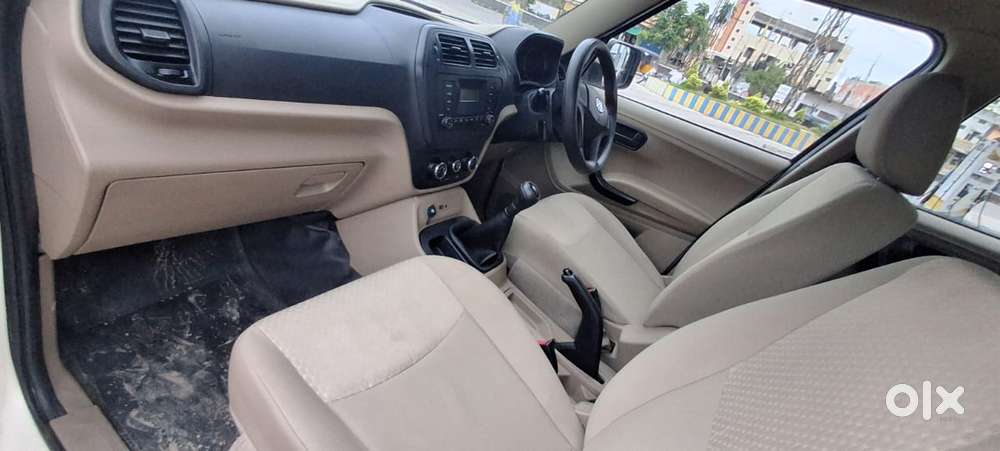 Mahindra Tuv 300 T6 Plus, 2019, Diesel