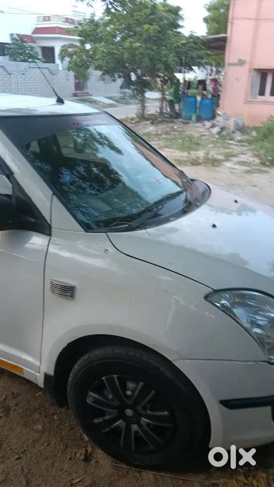 Maruti Suzuki Dzire 2015 Diesel Manual