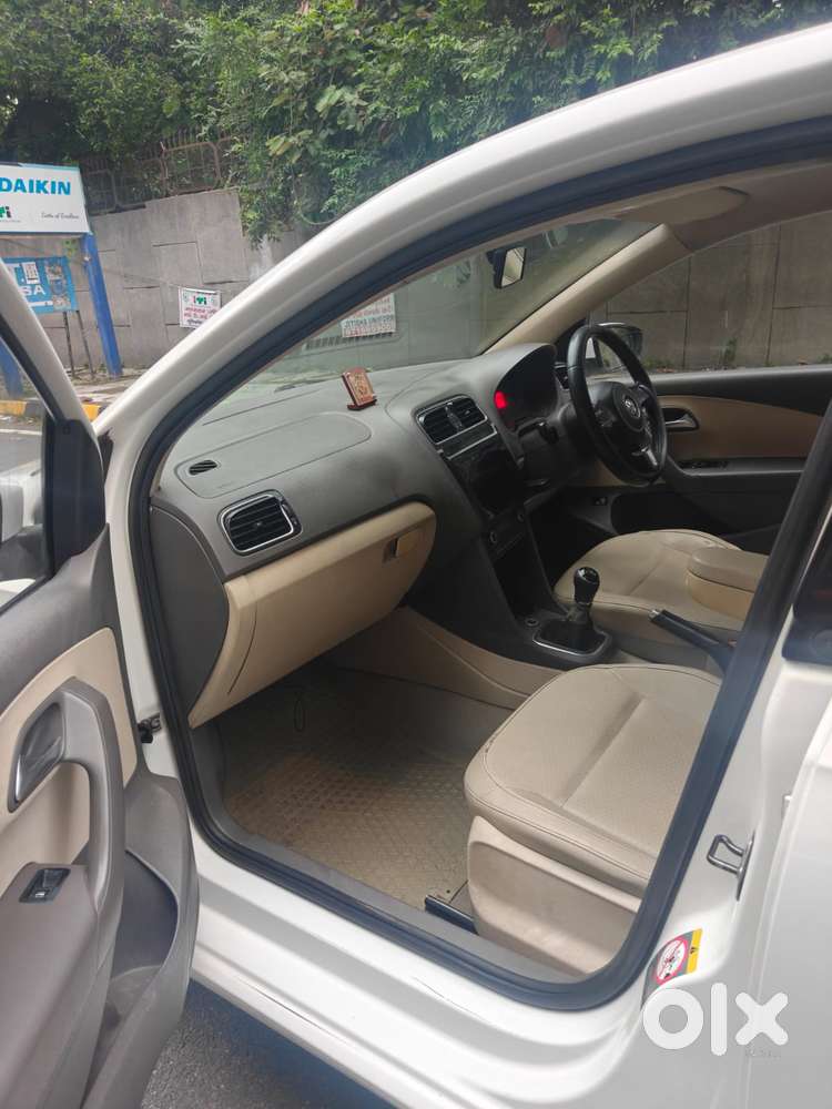 Volkswagen Vento Petrol Highline, 2013, Petrol
