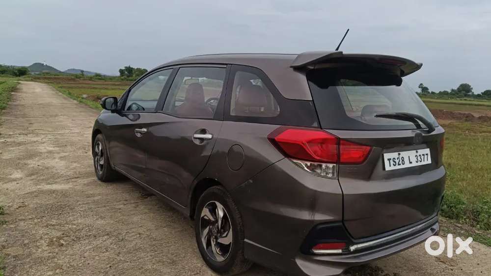 Honda Mobilio 2014 Variant