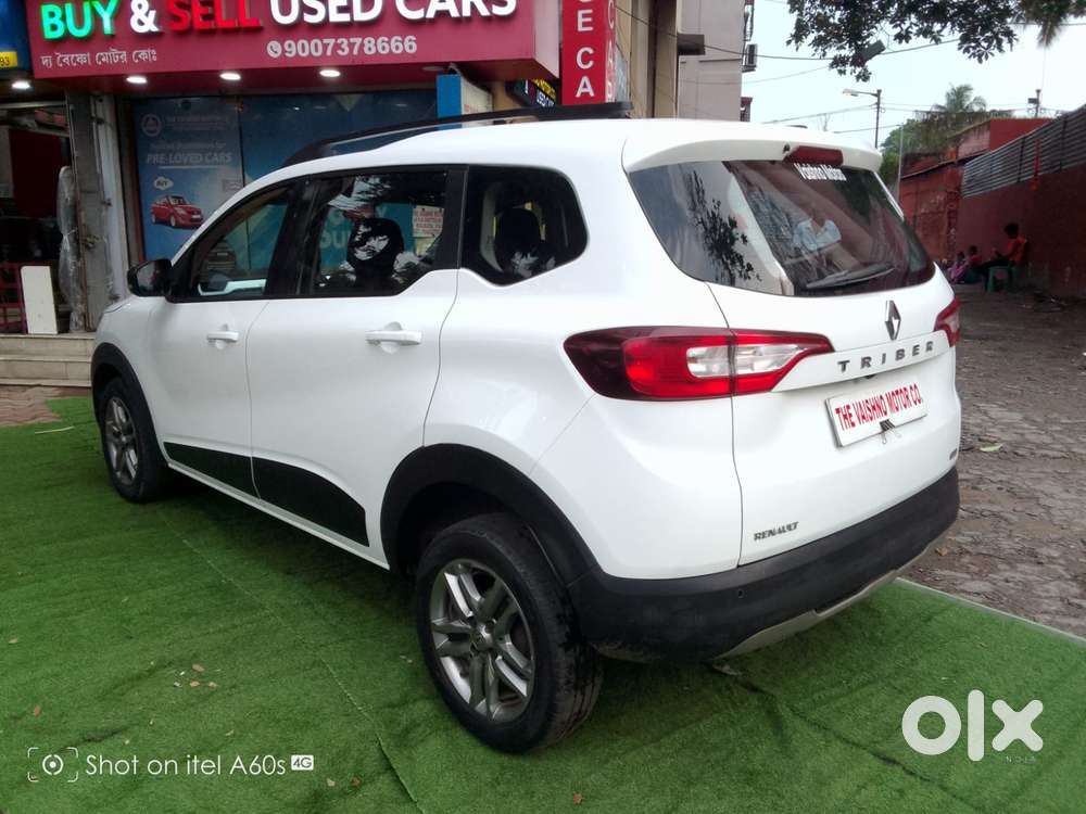 Renault Triber Rxz, 2022, Petrol