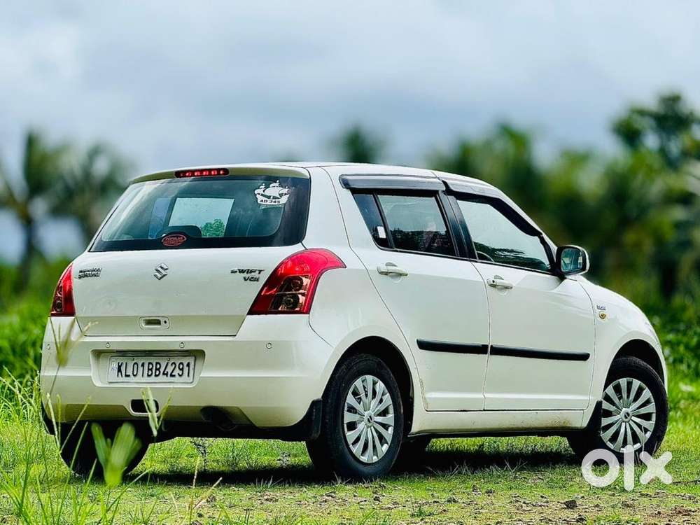2011 Maruti Swift Vdi Diesel New Paper