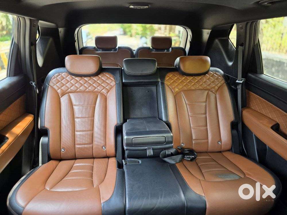 Mahindra Alturas G4 4wd At, 2020, Diesel