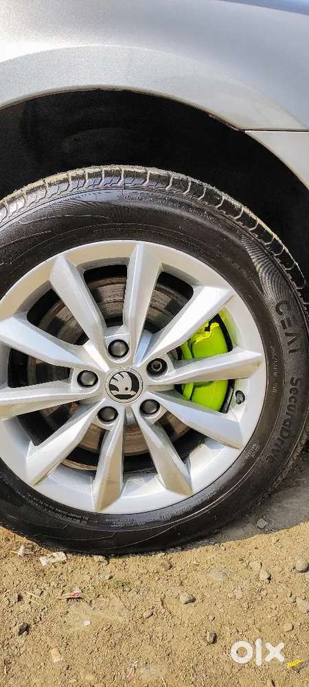 Excellent Condition Skoda Octavia Automatic 1.8 Tsi Style Plus