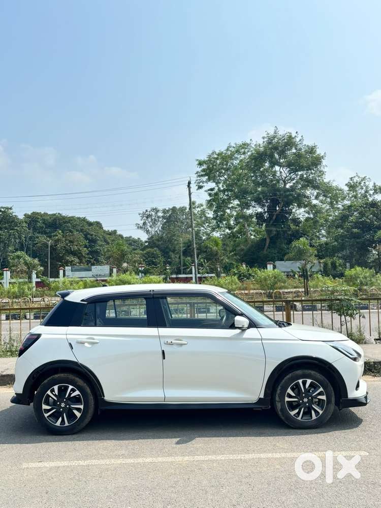 Maruti Suzuki Swift Zxi Plus, 2025, Petrol