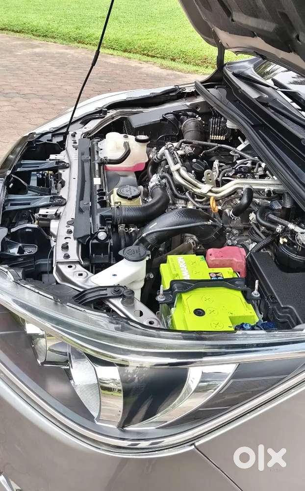 Innova Crysta 2.4 Gx, 8 Str, Manual, 2019/03 Model