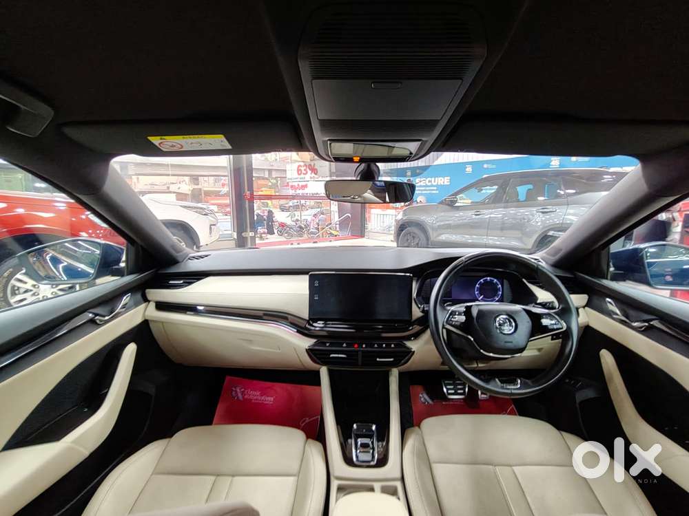 Skoda Octavia 2.0 L K Tsi At, 2022, Petrol