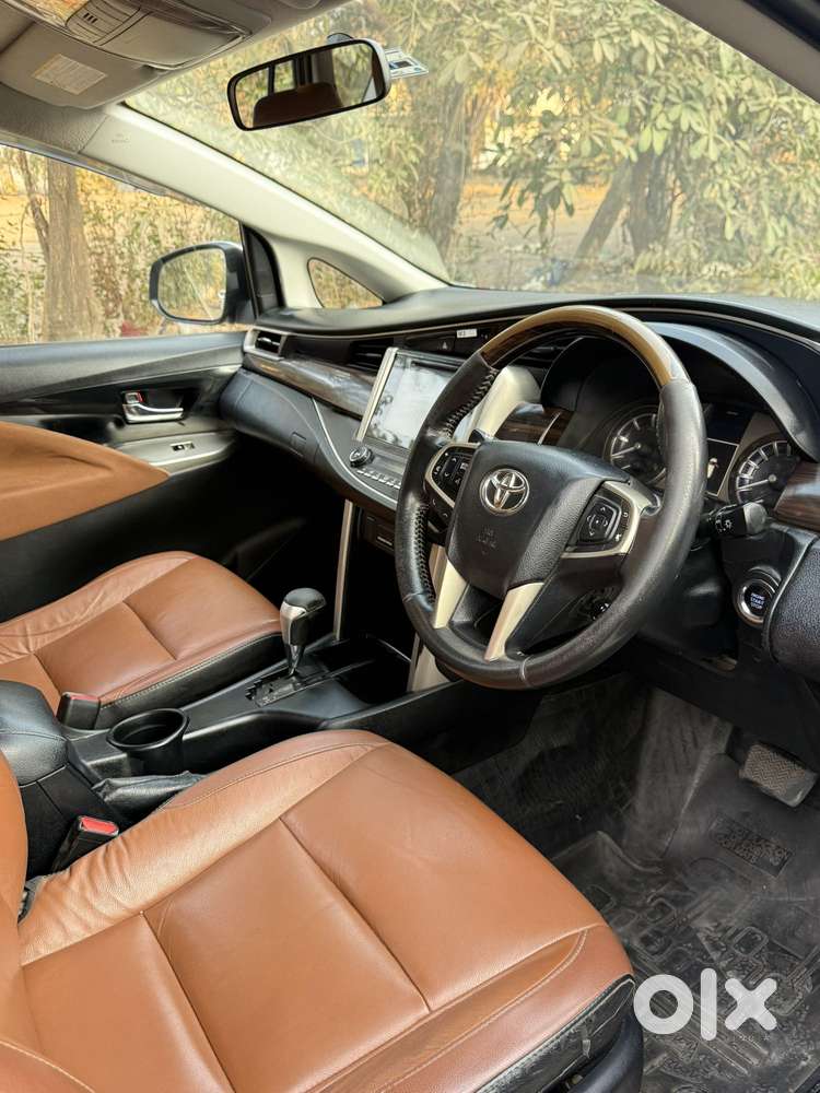 Toyota Innova Crysta 2.8 Zx At, 2017, Diesel