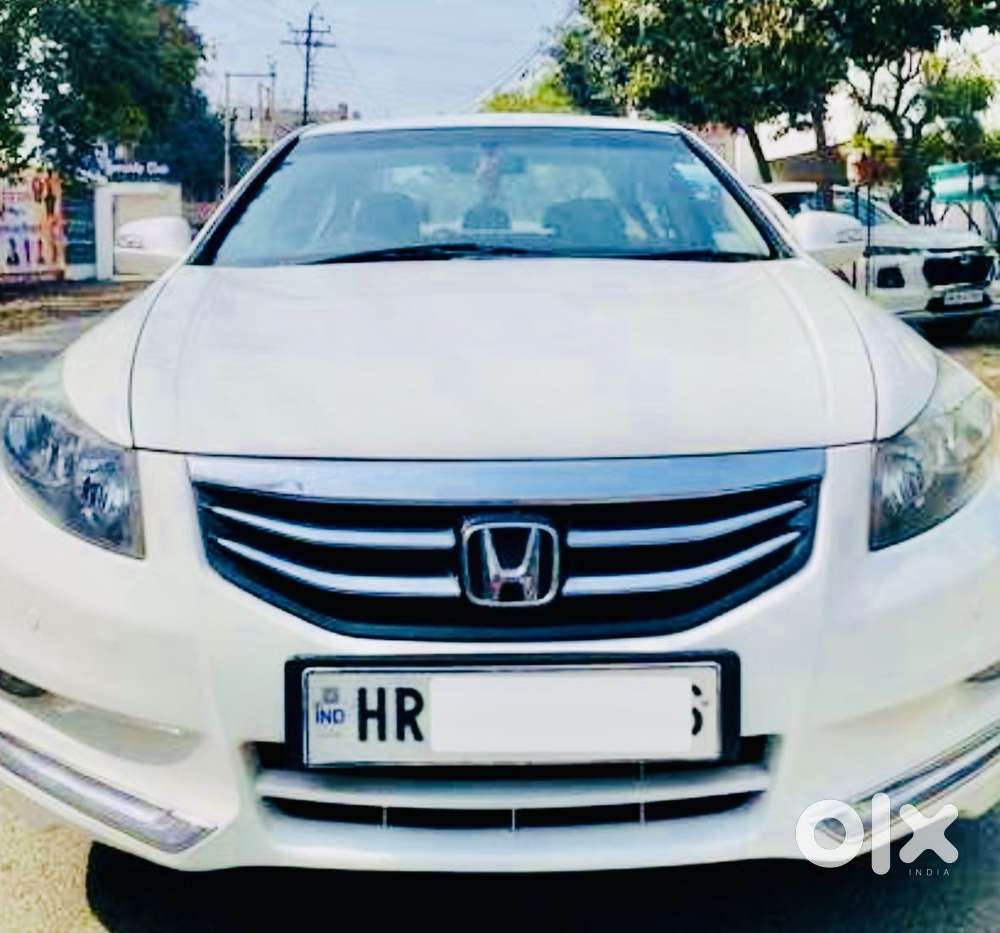 Honda Accord 2.4 Elegance Automatic, 2011, Petrol