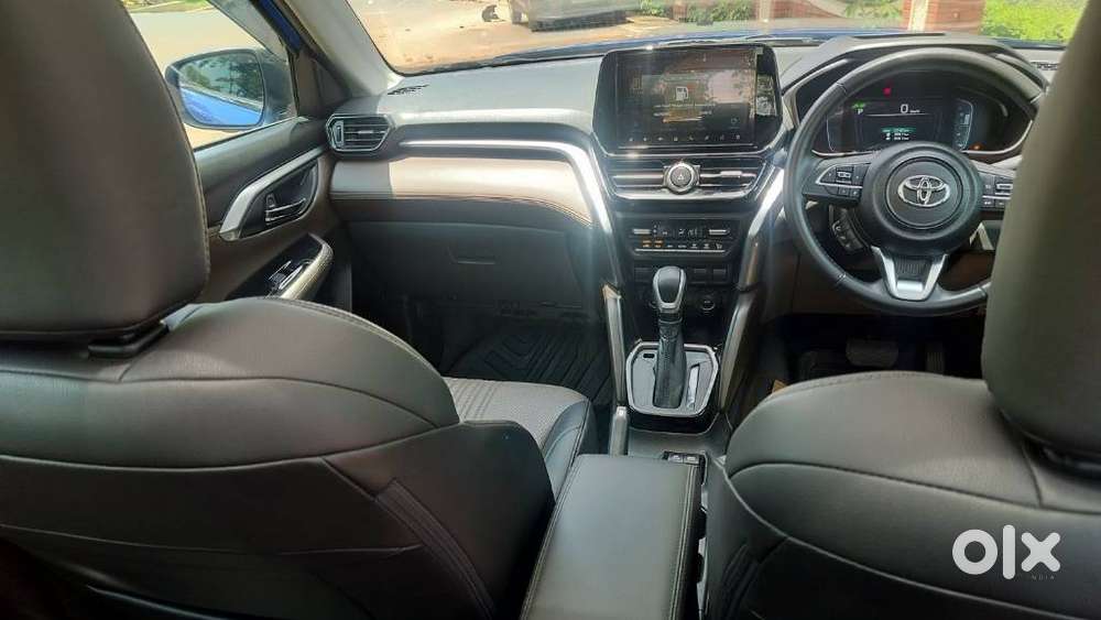 Toyota Urban Cruiser Hyryder 1.5 V Hybrid, 2025, Petrol