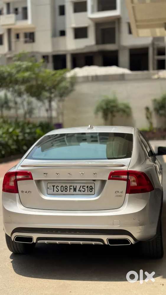 Volvo S60 Cross Country 2018 Diesel Well Maintained