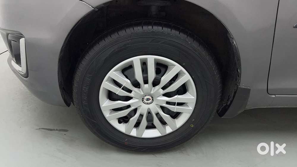Maruti Suzuki Swift Vvt Vxi, 2014, Petrol