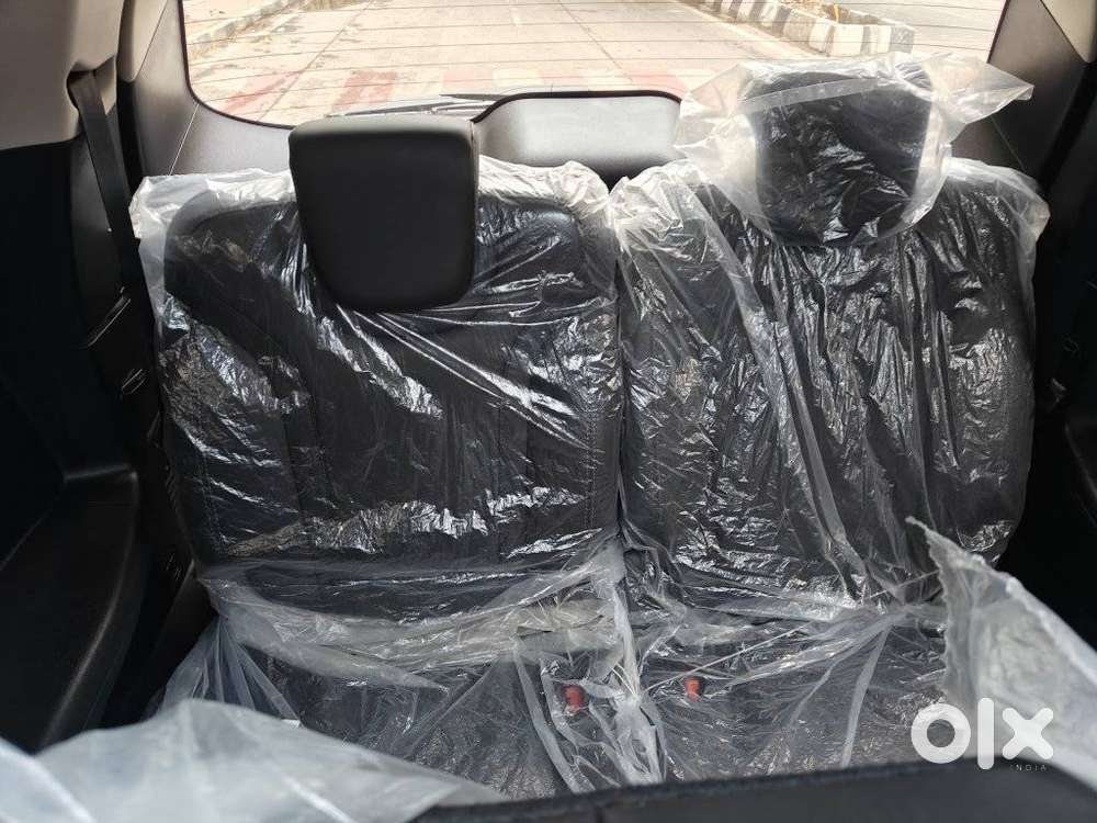 Mahindra Xuv700 2.2 Ax 7 Diesel At Str, 2025, Diesel