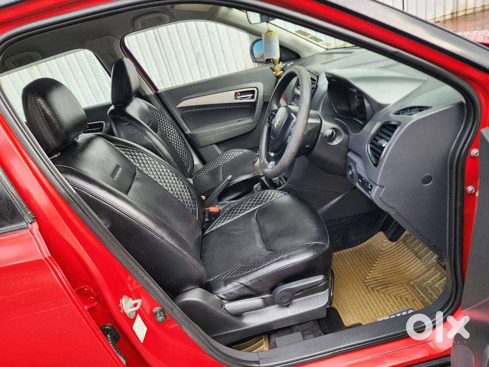 Maruti Suzuki Vitara Brezza Zdi Plus Dual Tone, 2016, Diesel
