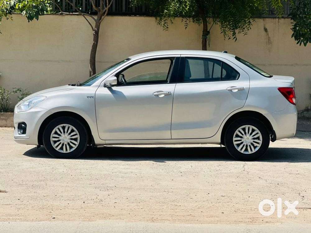 Maruti Suzuki Swift Dzire 1.2 Vxi Bsiv, 2018, Petrol