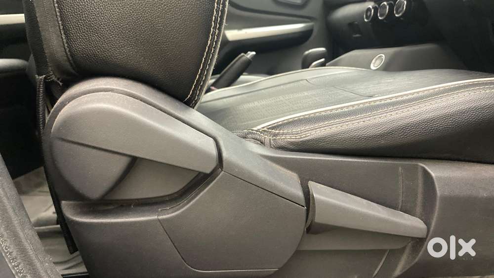 Nissan Magnite 1.0 Xv Premium Turbo Cvt, 2021, Petrol