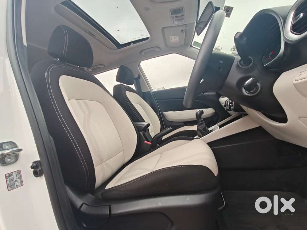 Hyundai Venue 1.2 S Plus, 2025, Petrol