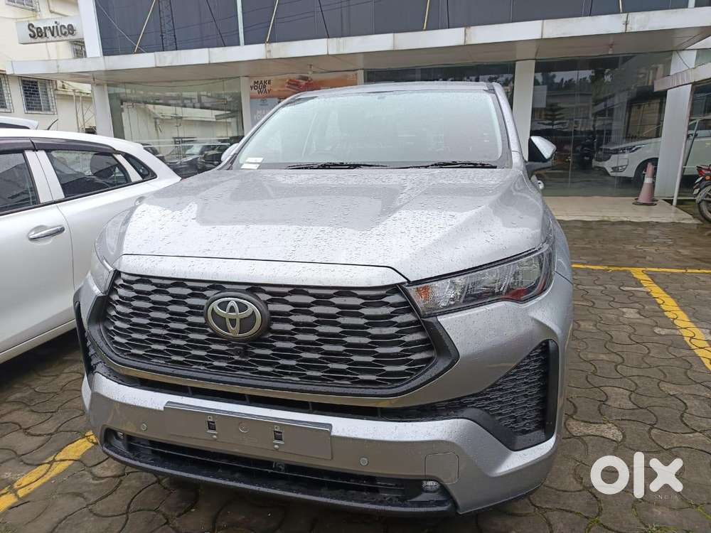 Toyota Innova Hycross 7s Option, 2026, Petrol