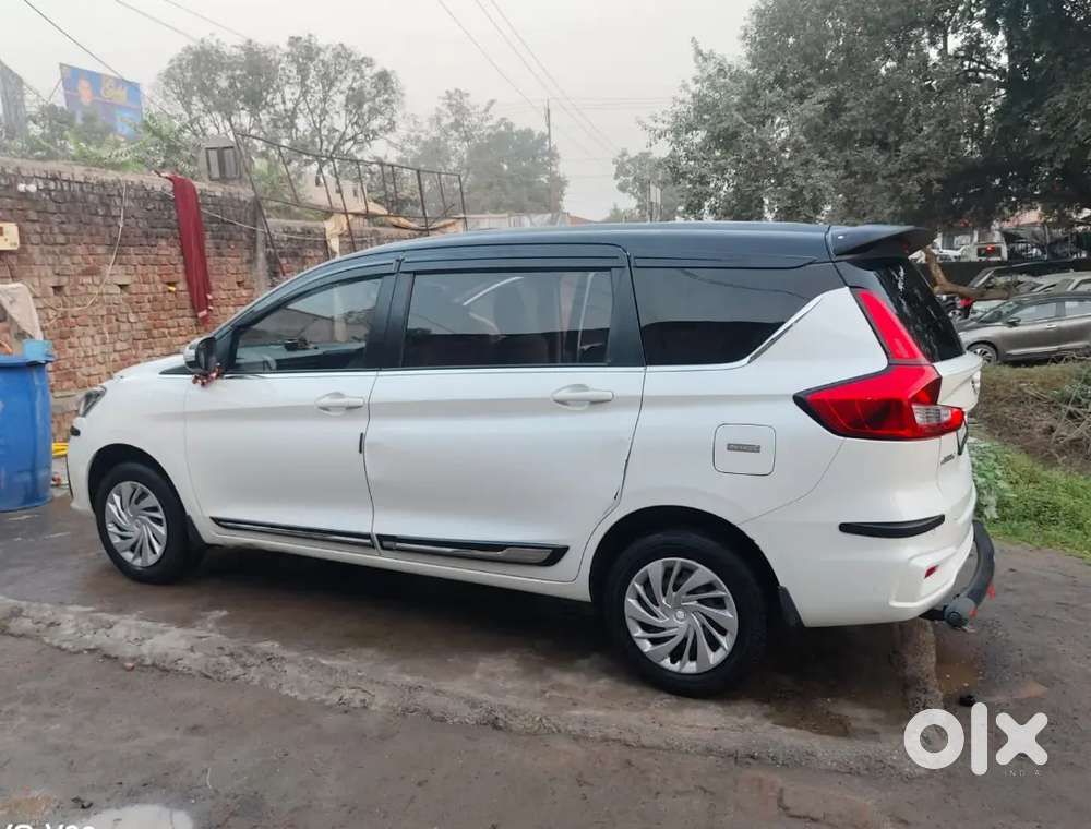 Maruti Suzuki Ertiga 2024 Petrol 85000 Km Driven