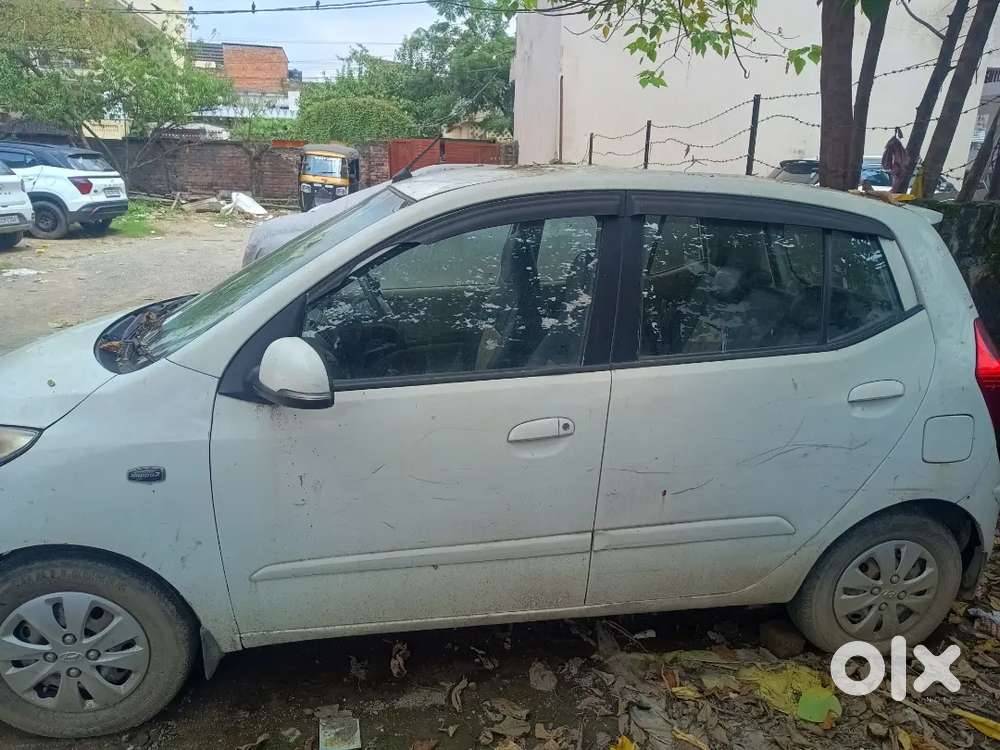 Hyundai I10 Sportz Petrol 2011