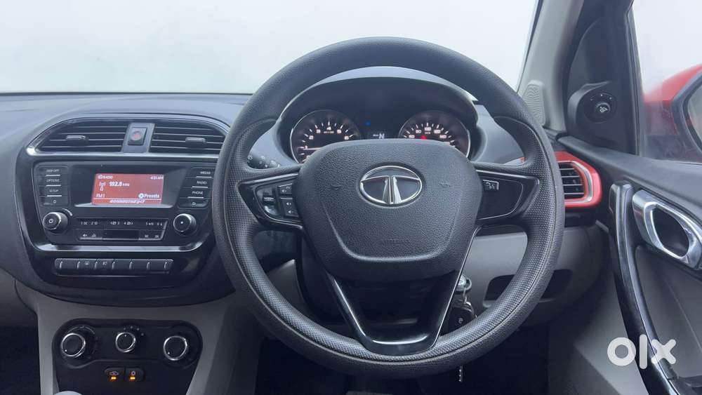 Tata Tiago Xza, 2018, Petrol