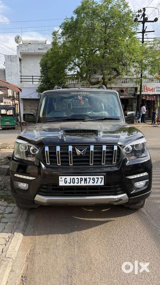 Mahindra Scorpio Classic 2025 Diesel 12000 Km Driven