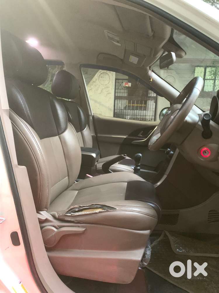 Mahindra Xuv500 2011-2015 W8 4wd, 2015