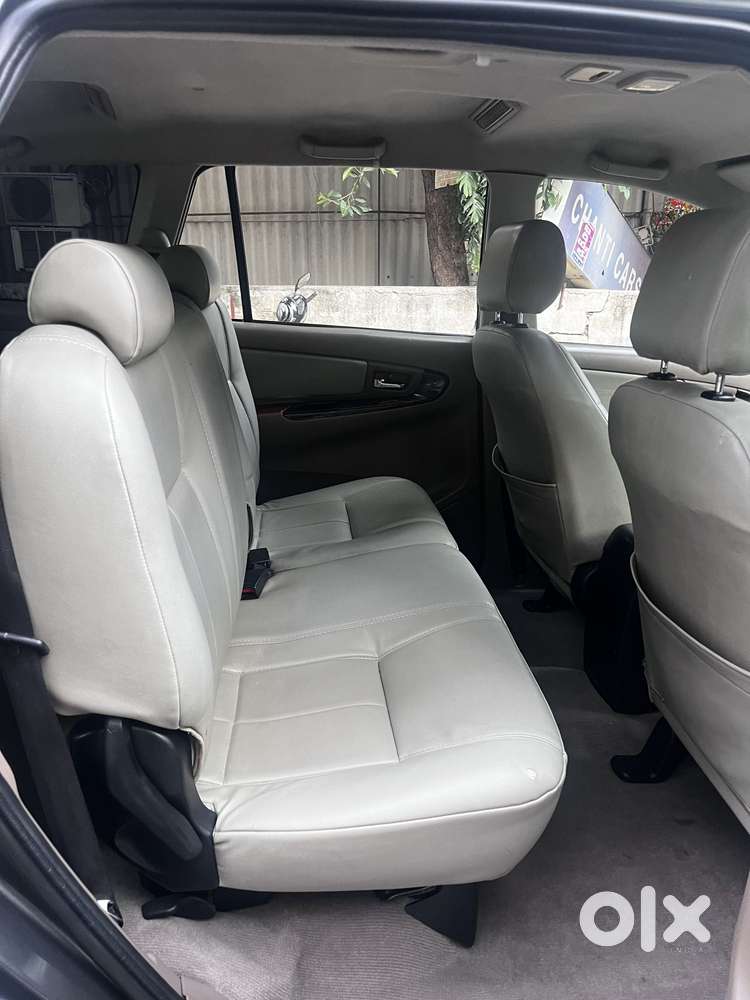 Toyota Innova 2.5 Vx 8 Str, 2015, Diesel