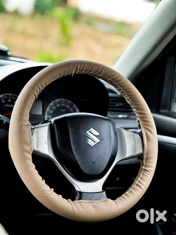 Maruti Suzuki Swift Vxi + Manual, 2013, Petrol